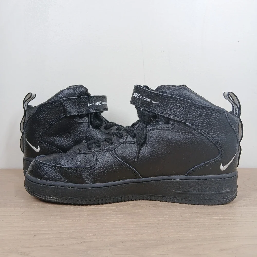 Nike pre owned